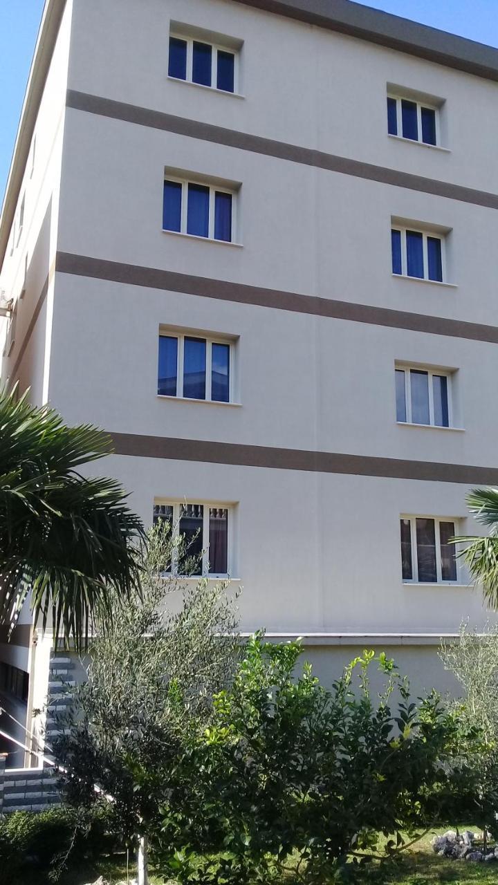 Sunset House Aurora&Ersi Apartment Orikum Exterior photo